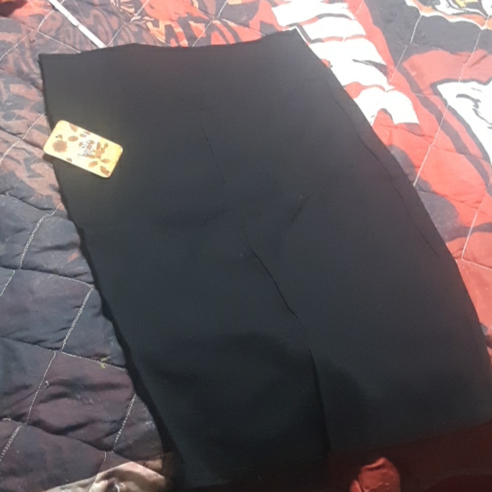 NWT Stretchy Black Pencil Skirt size L